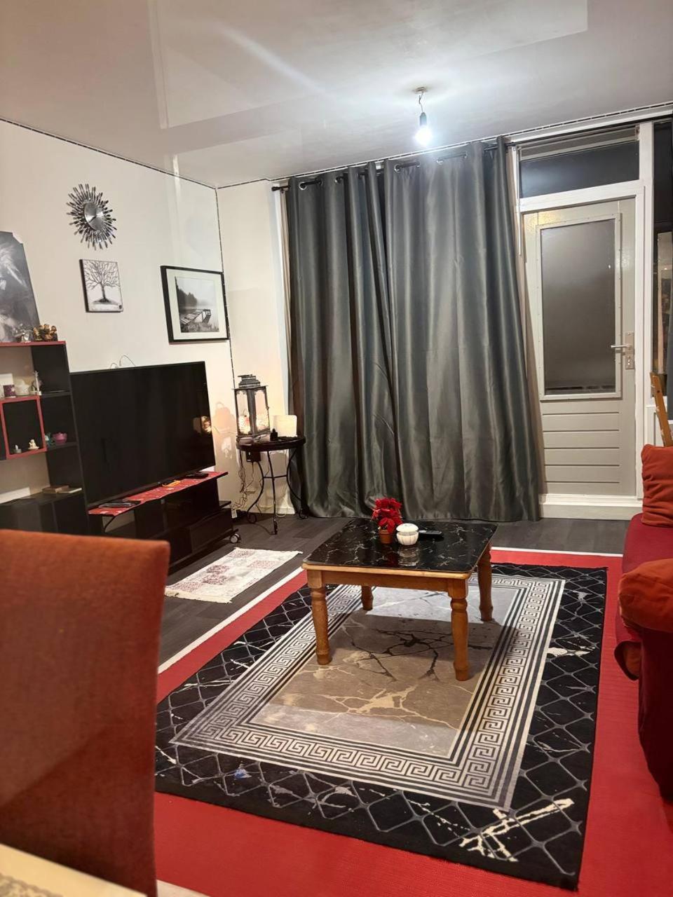 Entire In A Shared In Noord Close To The Center Station * Amsterdam