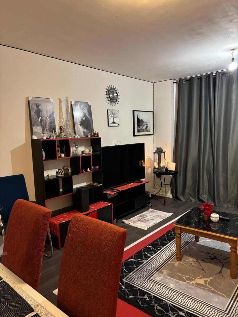 Entire In A Shared In Noord Close To The Center Station